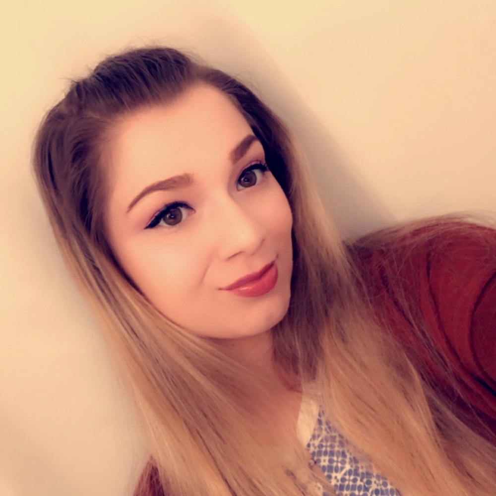 Meet your Posher, Victoria